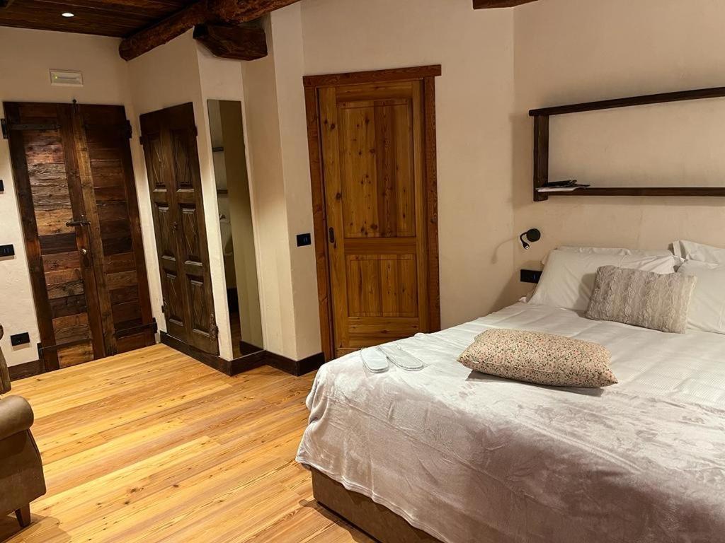 Raccard Resort De Montagne Torgnon Eksteriør bilde